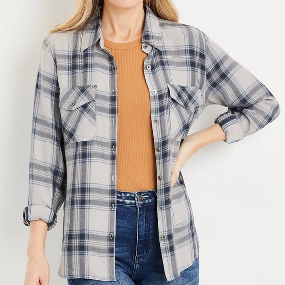 Maurices Tops - Maurices Blue Gray Plaid Long Sleeve Button Down Collared Shirt